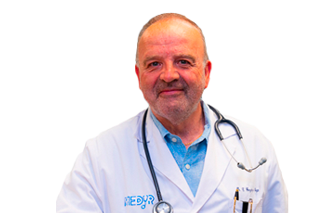 Dr. Carlos González de Vega