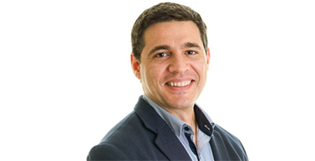 Dr. Adrián Lopresti